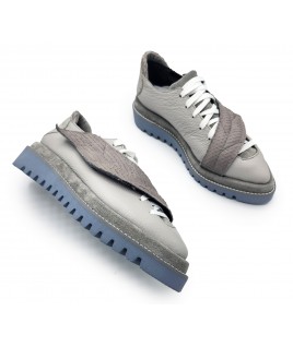 Wink at me Shoes in Grey